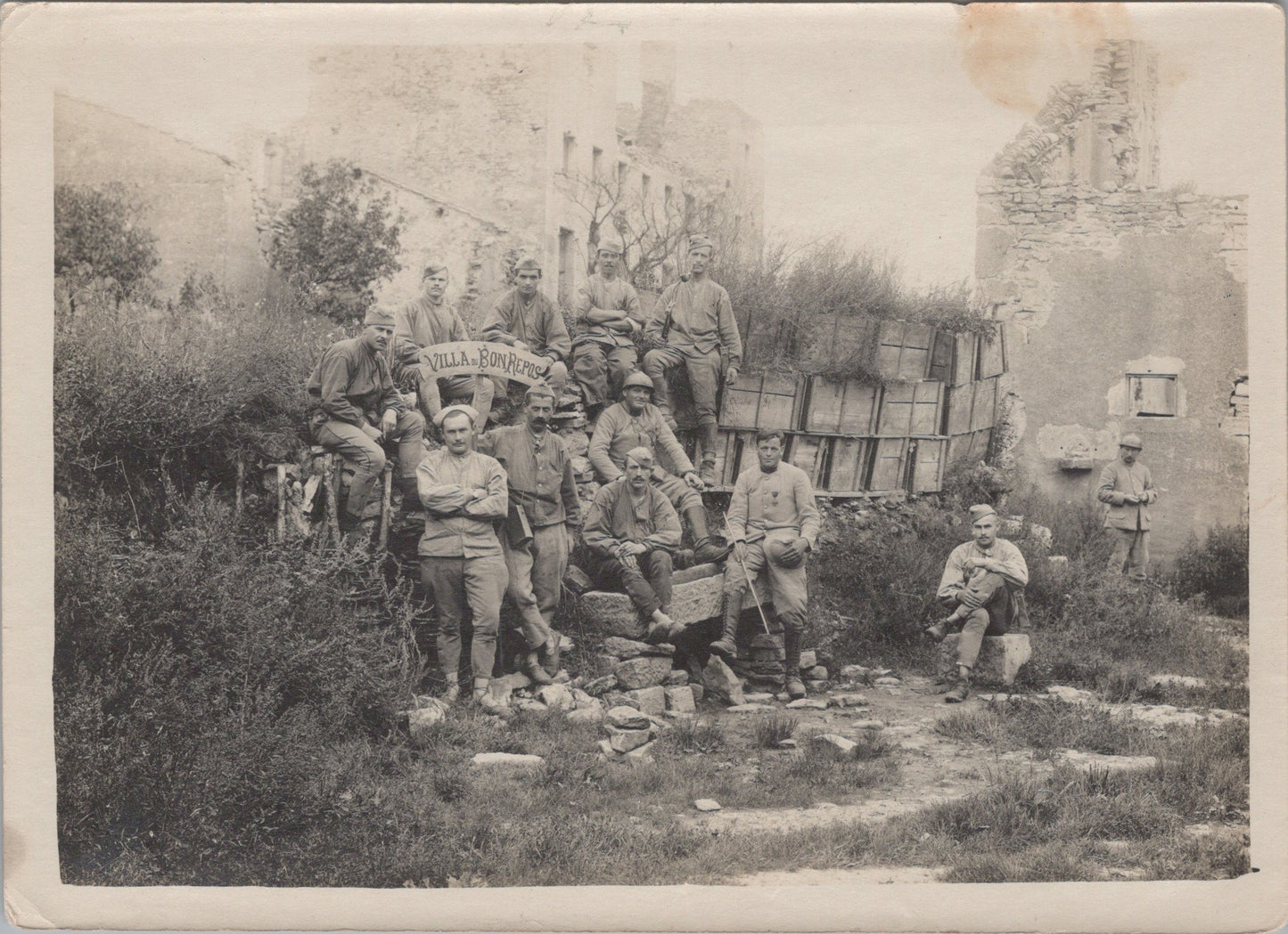 grande photo soldats français du génie villa bon repos 14-18 18x13 cm