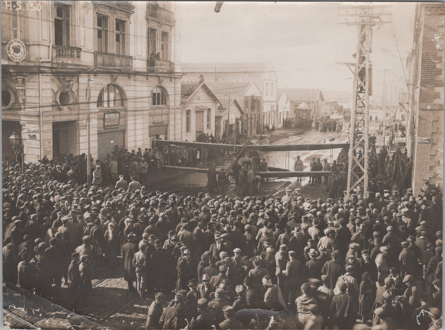 grande photo avion Taube allemand exposé à Salonique 1914-1918 17x12 cm
