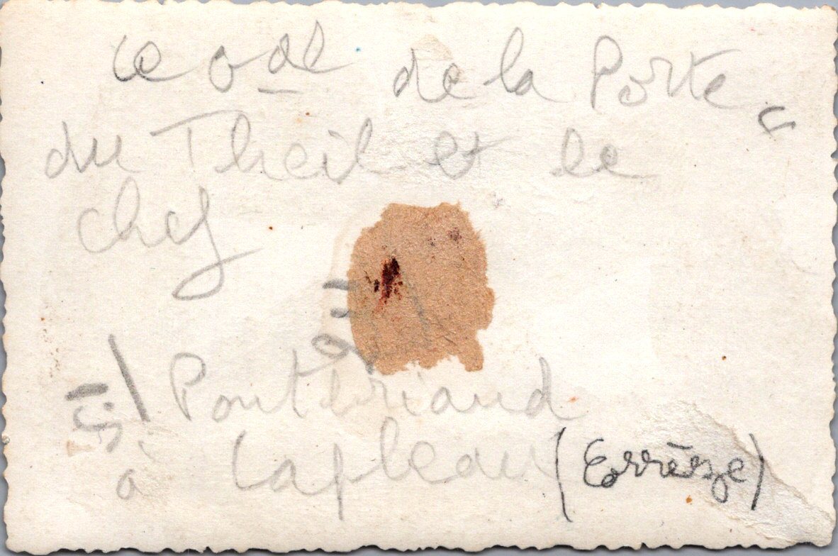 photo chantiers de jeunesse commissaire de la porte du Theil et de Pontbriand à Lapleau 10 x 6,5 cm