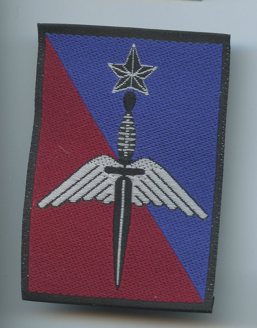 écusson brigade des forces spéciales terre parachutistes