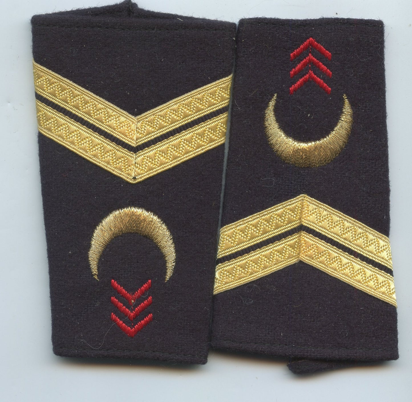 fourreau d'épaules sergent de Zouaves CEC de Givet, existence éphémère