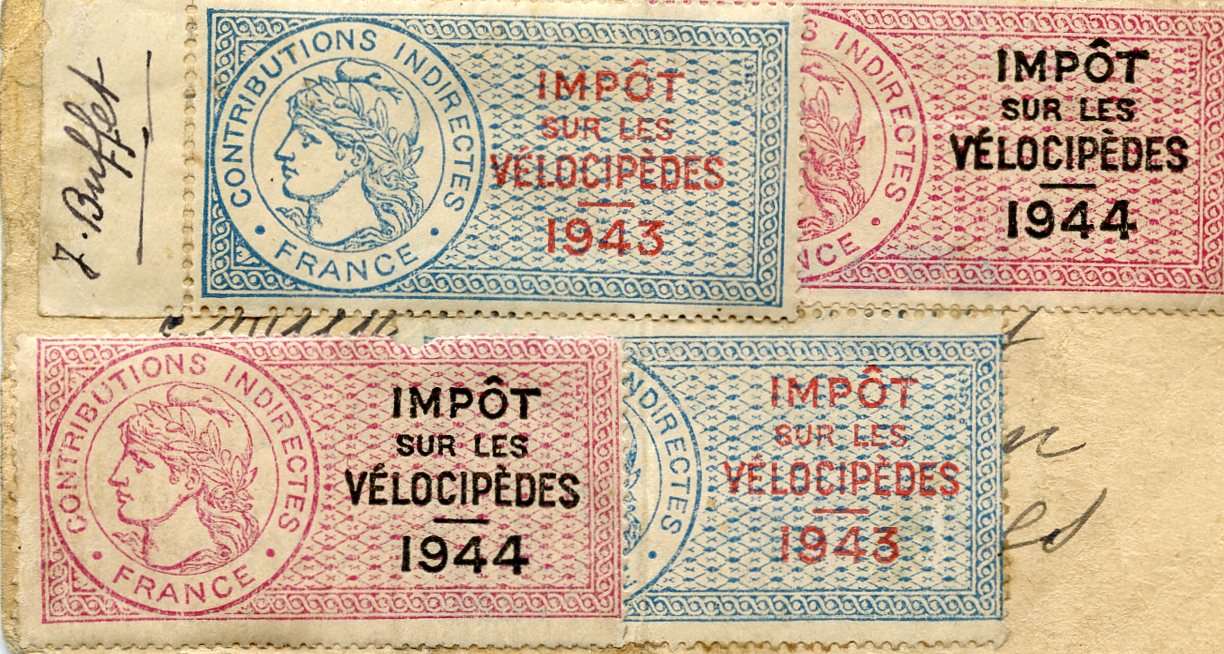 carte impôt sur les velocipedes 1942-1944 Etat Français, avec timbres
