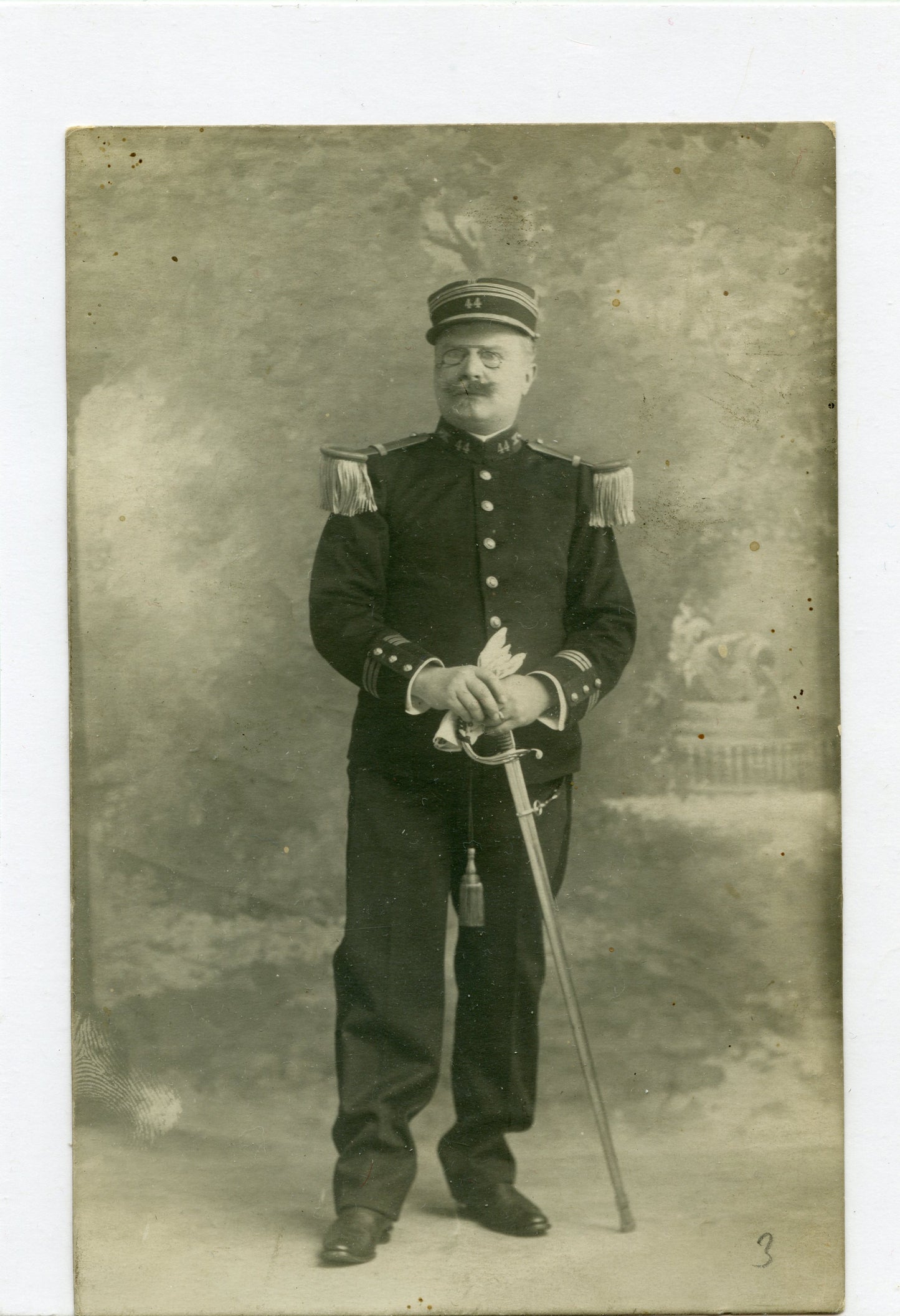 carte photo d'un capitaine du 44°RI avant 1914