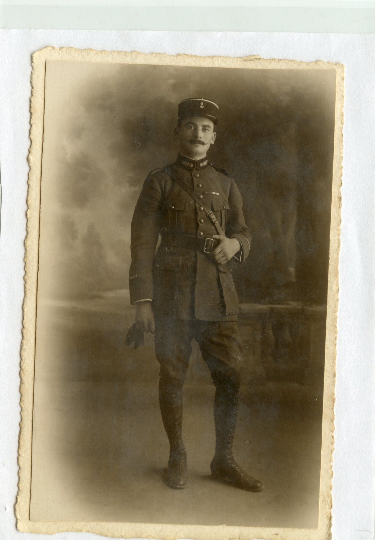 carte photo d'un officier de la coloniale décoré 1914-1918