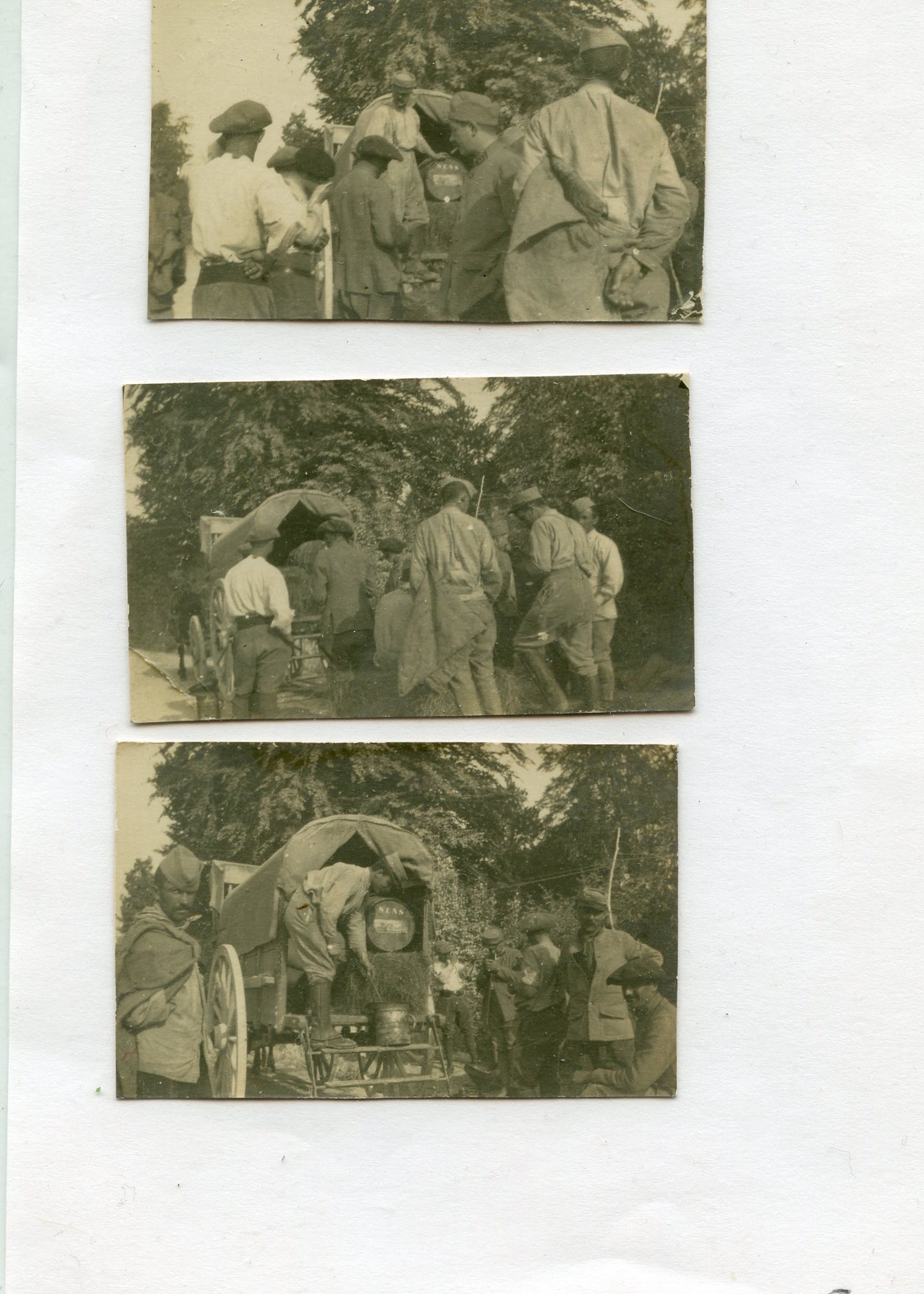 lot de 3 photos alpins et poilus au ravitaillement 6,5 x 4 cm