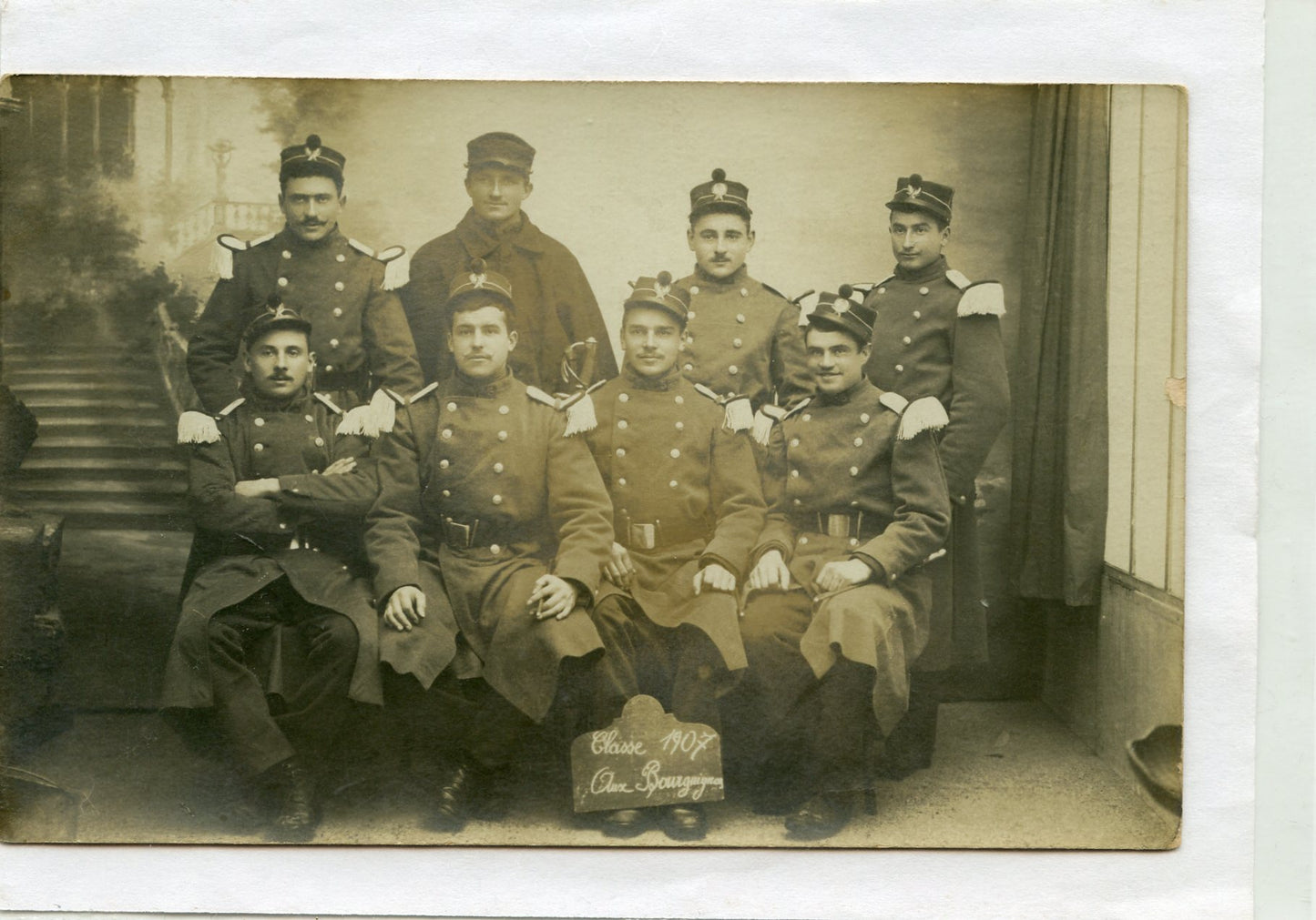 carte photo soldats de l'intendance étoile au képi et 5 au col classe 1907