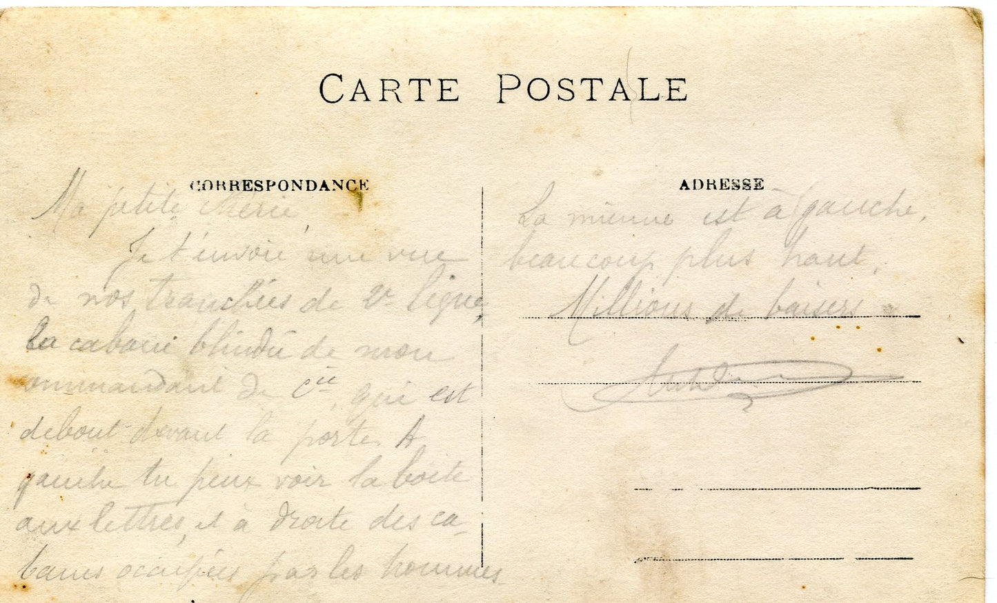 carte photo d'un officier du 131°RI devant un abri de 2° ligne, porte avec insigne 1° chasseurs 1914-18