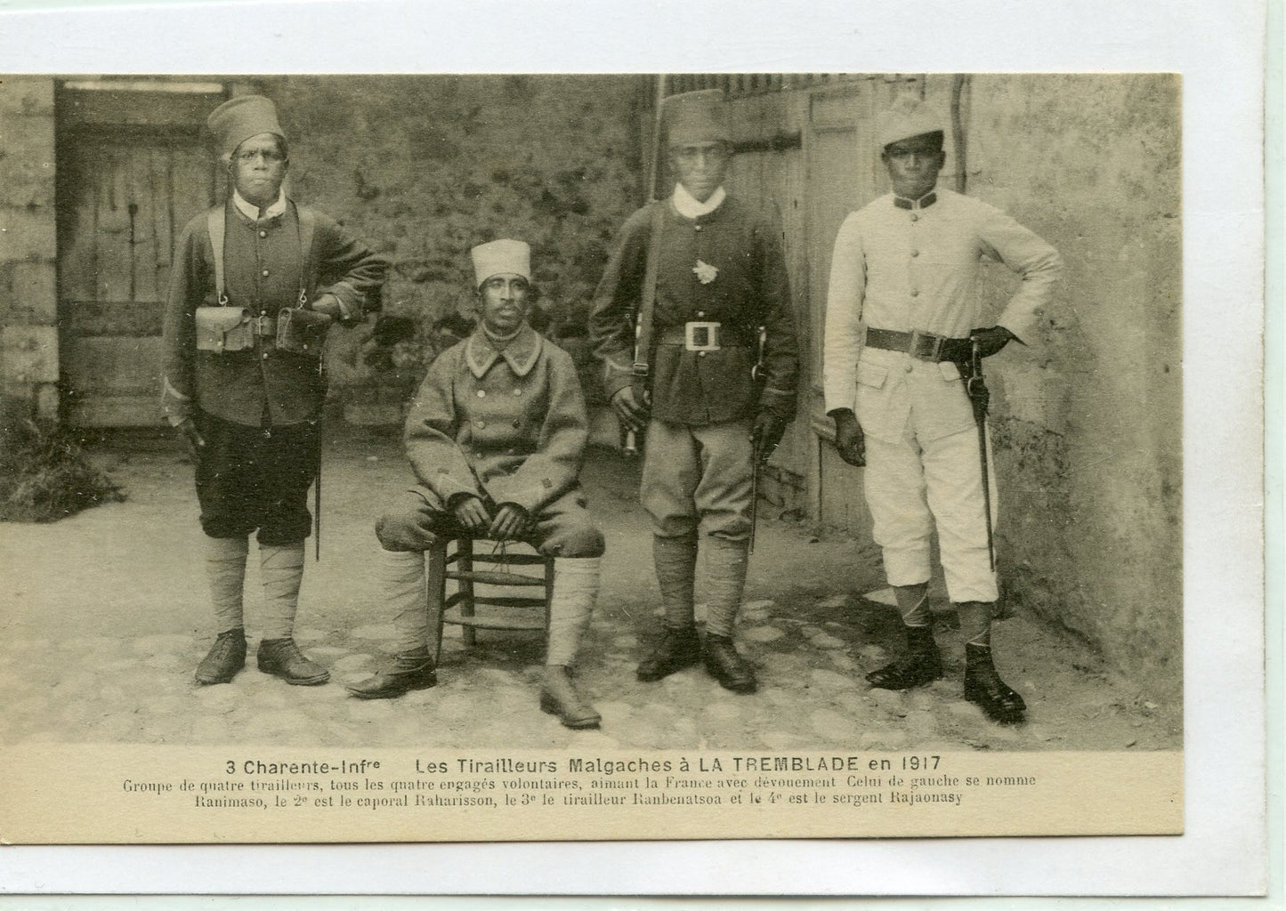 carte postale les tirailleurs Malgaches la Tremblade 1917