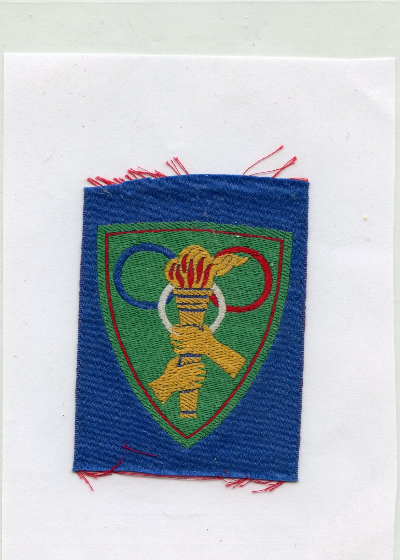 ecusson pour la tenue de sport du centre d'entrainement des moniteurs de la jeunesse algérienne