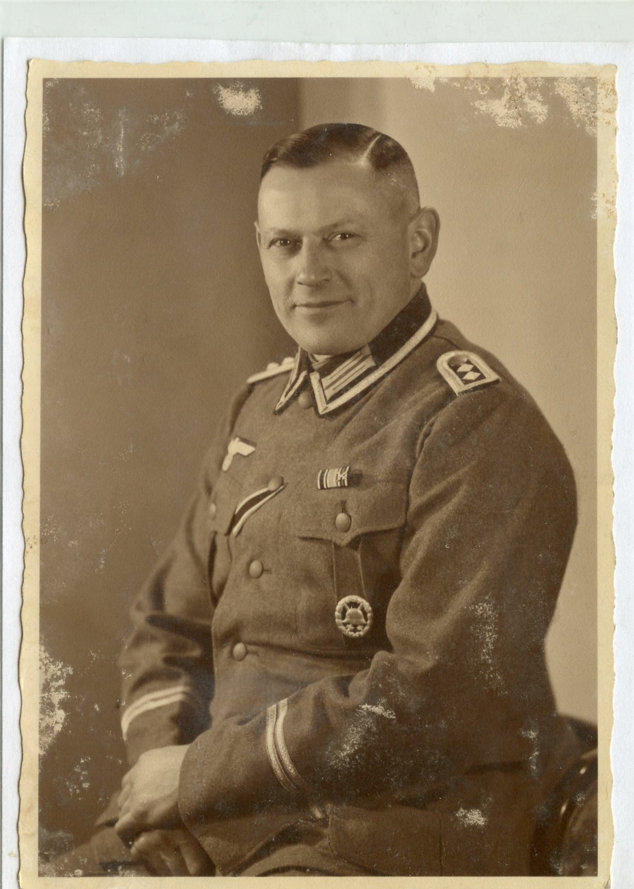 carte photo d'un officier allemand 1939-45, ancien 1914-18, médailles, croix de fer