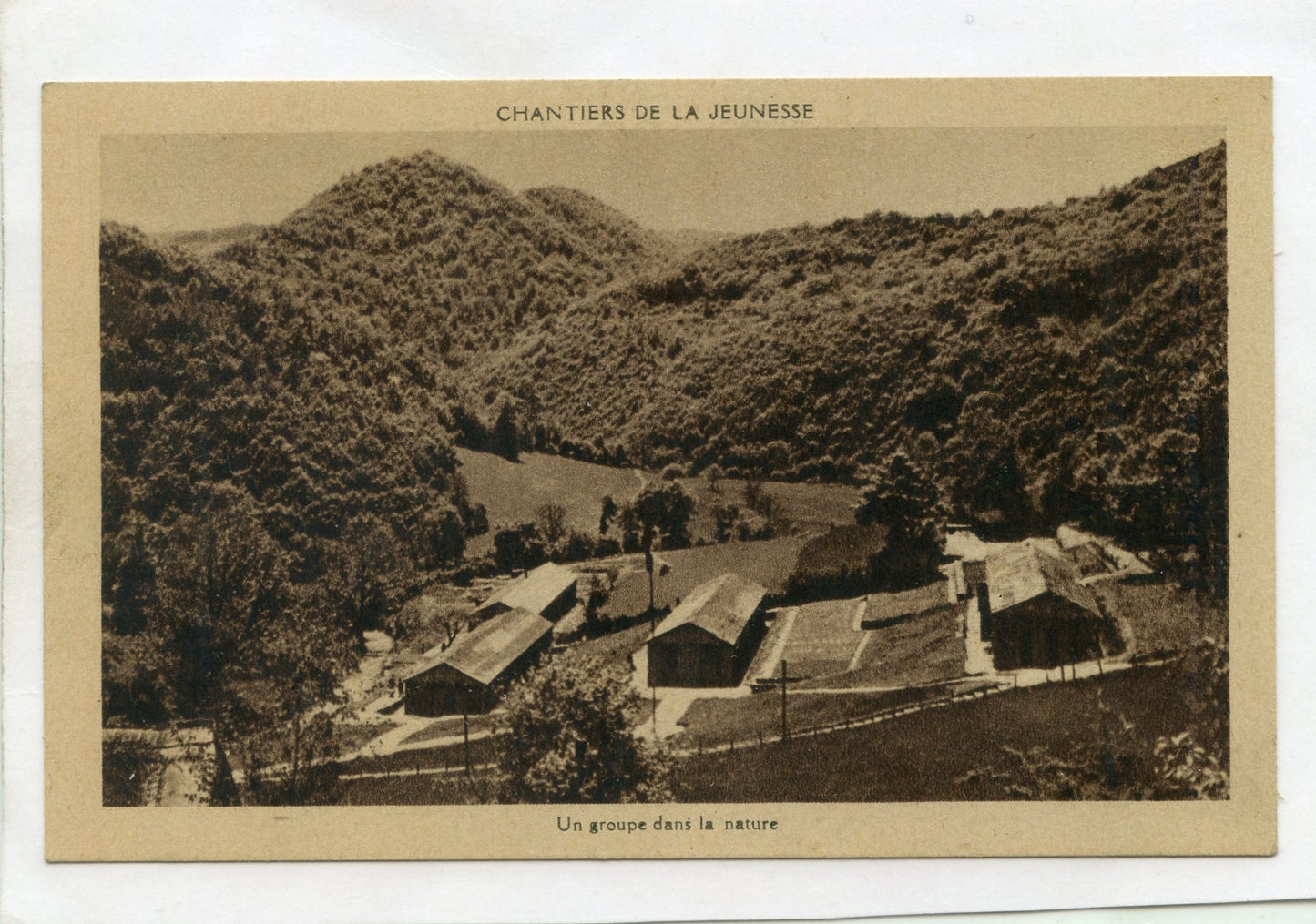 carte postale chantiers de jeunesse pré imprimée groupe dans la nature