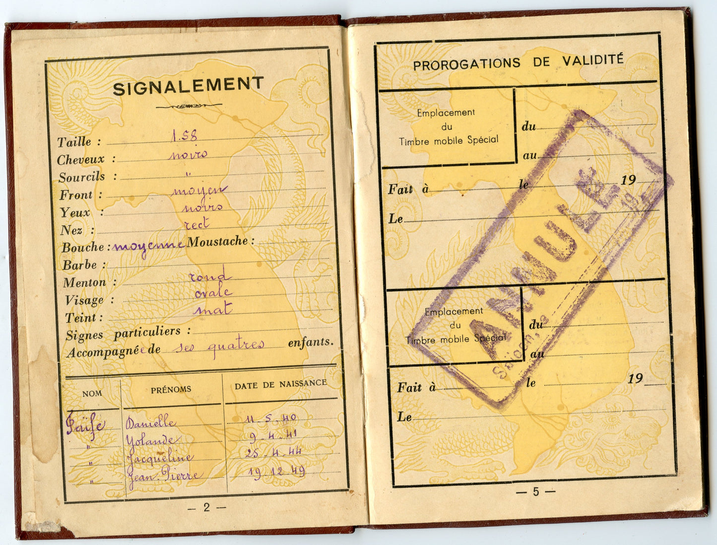 passeport de l'union Française Indochine pour une femme 1950