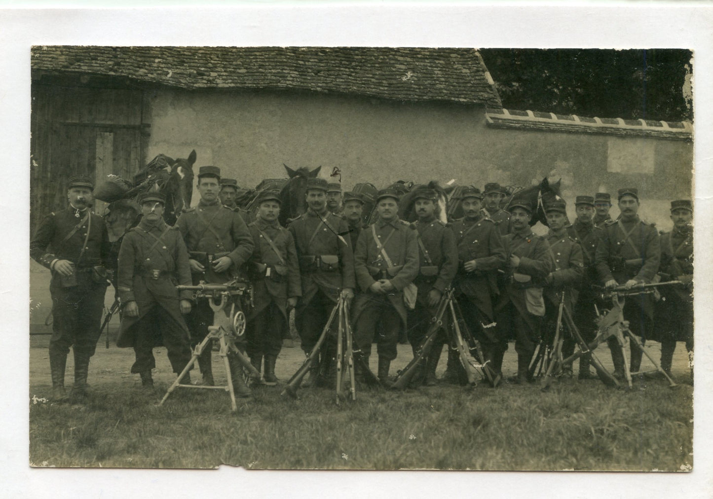 carte photo mitrailleurs du 131°RI (Orléans) avec pièces et équipements 1914