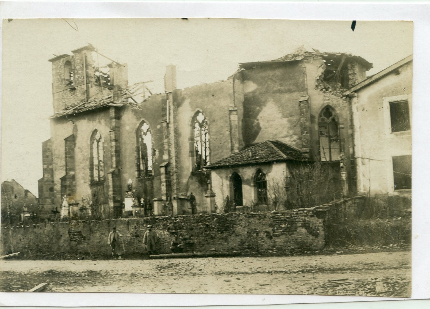 photo église de Neuvillers détruite Vosges 1914-1918