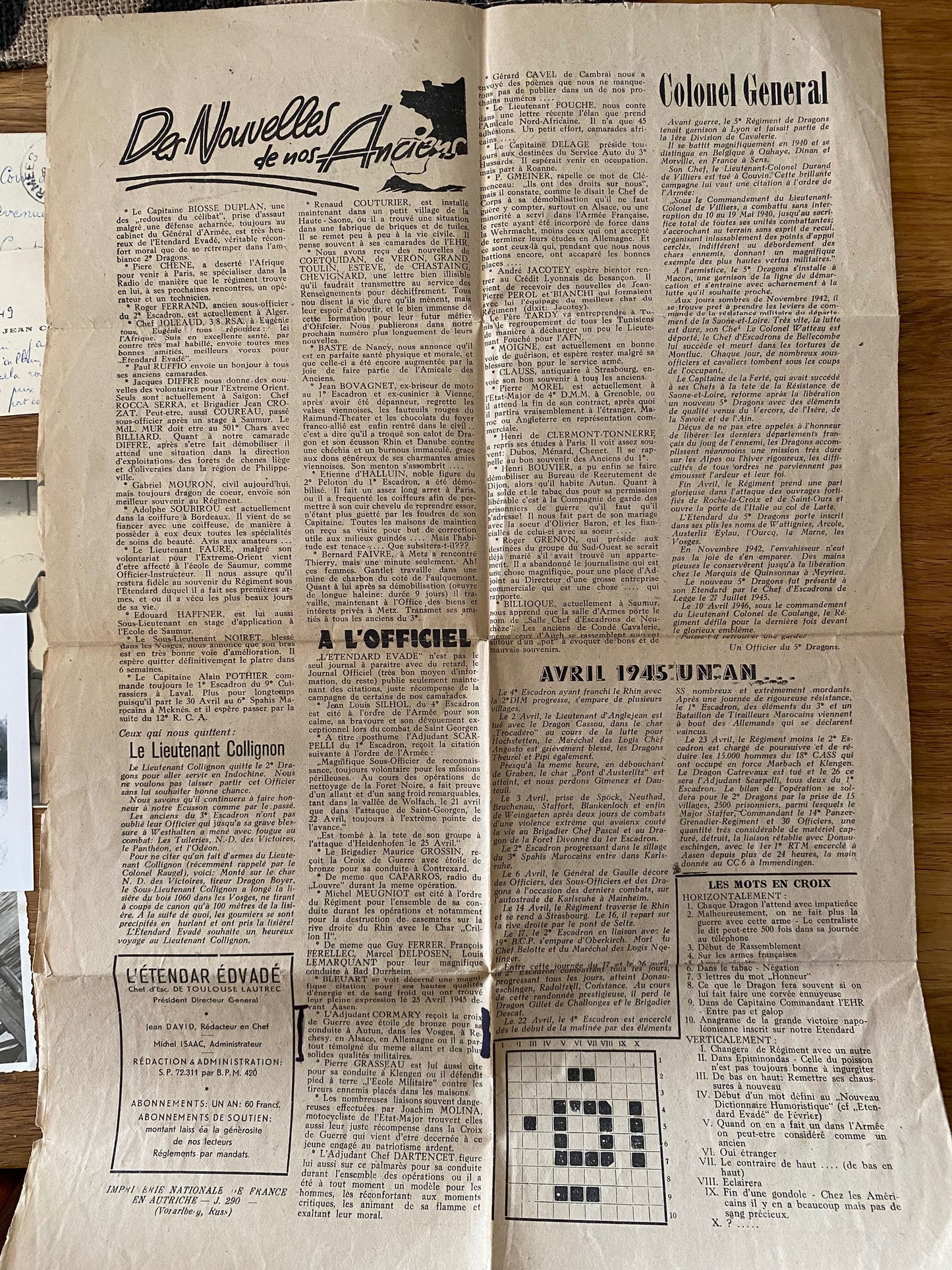 lot de papiers journaux et photos du 2° régiment de dragons 1945-46