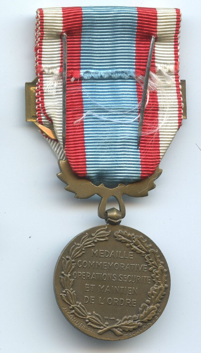 médaille commémorative d'AFN bronze mat agrafe Algérie