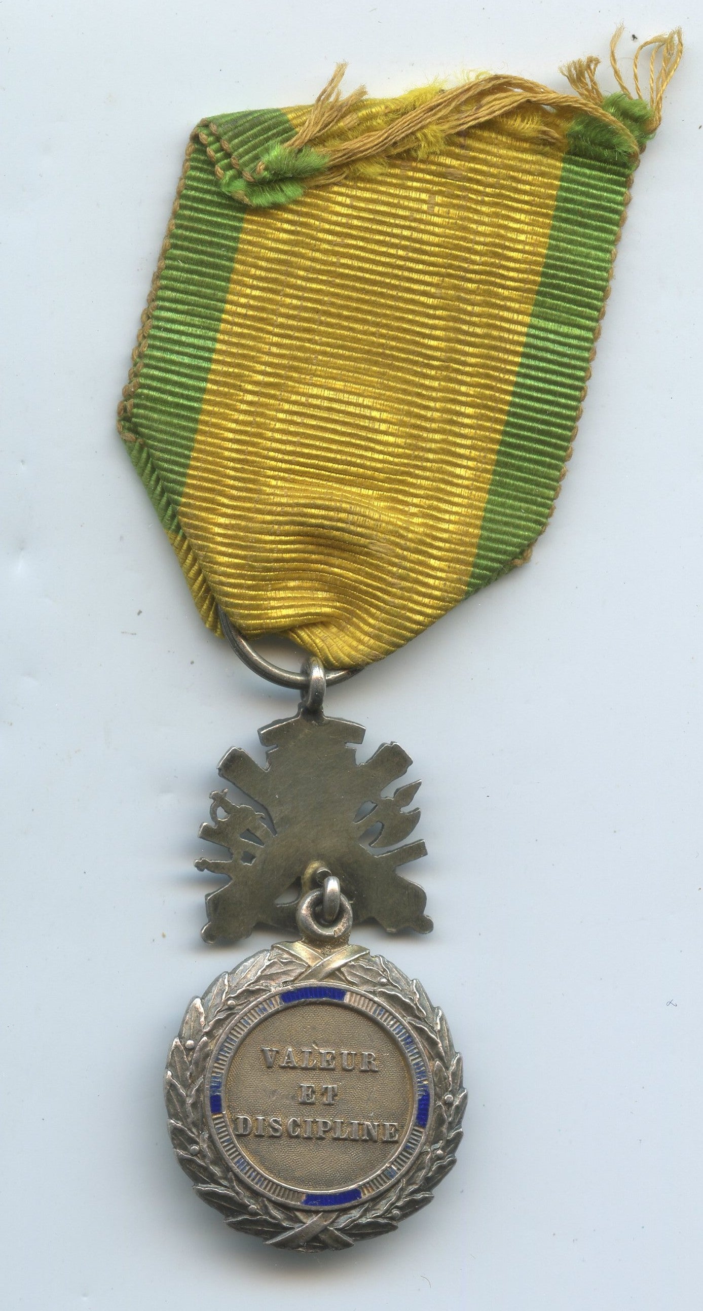 Médaille Militaire III° république modèle à petite tête en argent