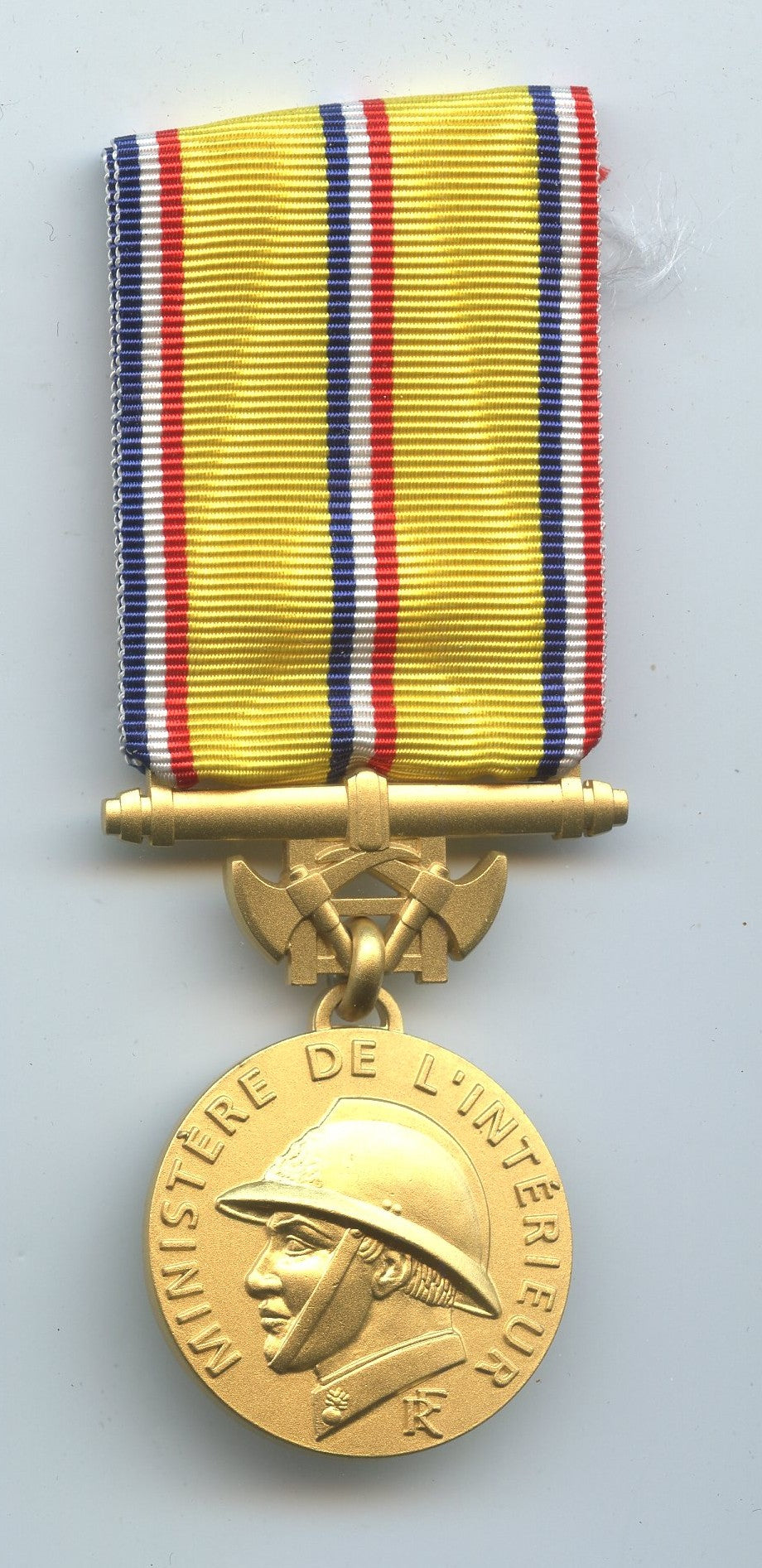 médaille des sapeurs pompiers dernier modèle