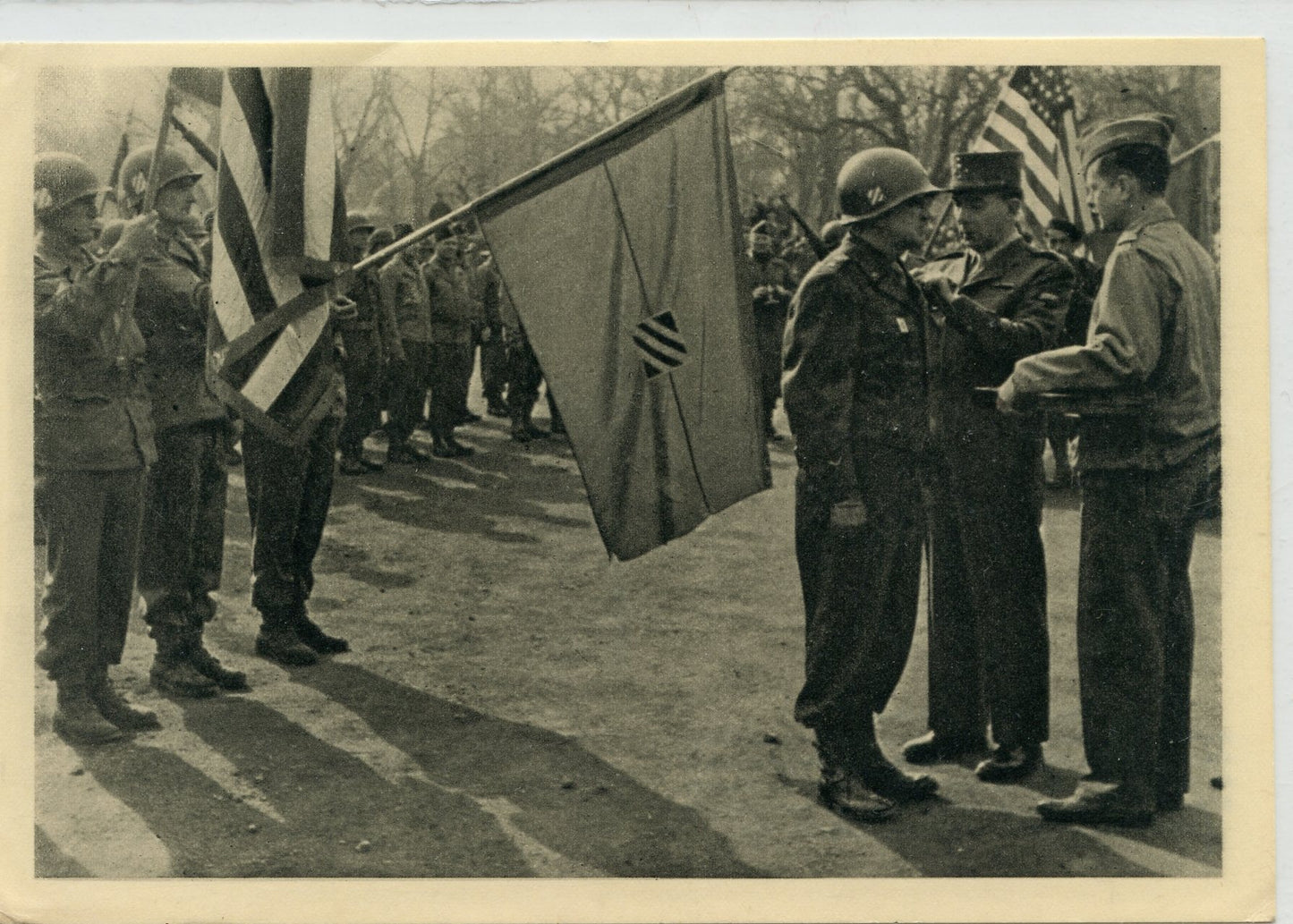 1939-1945 : CPA libération de l'Alsace, remis de la fourragère à la 3°DI US