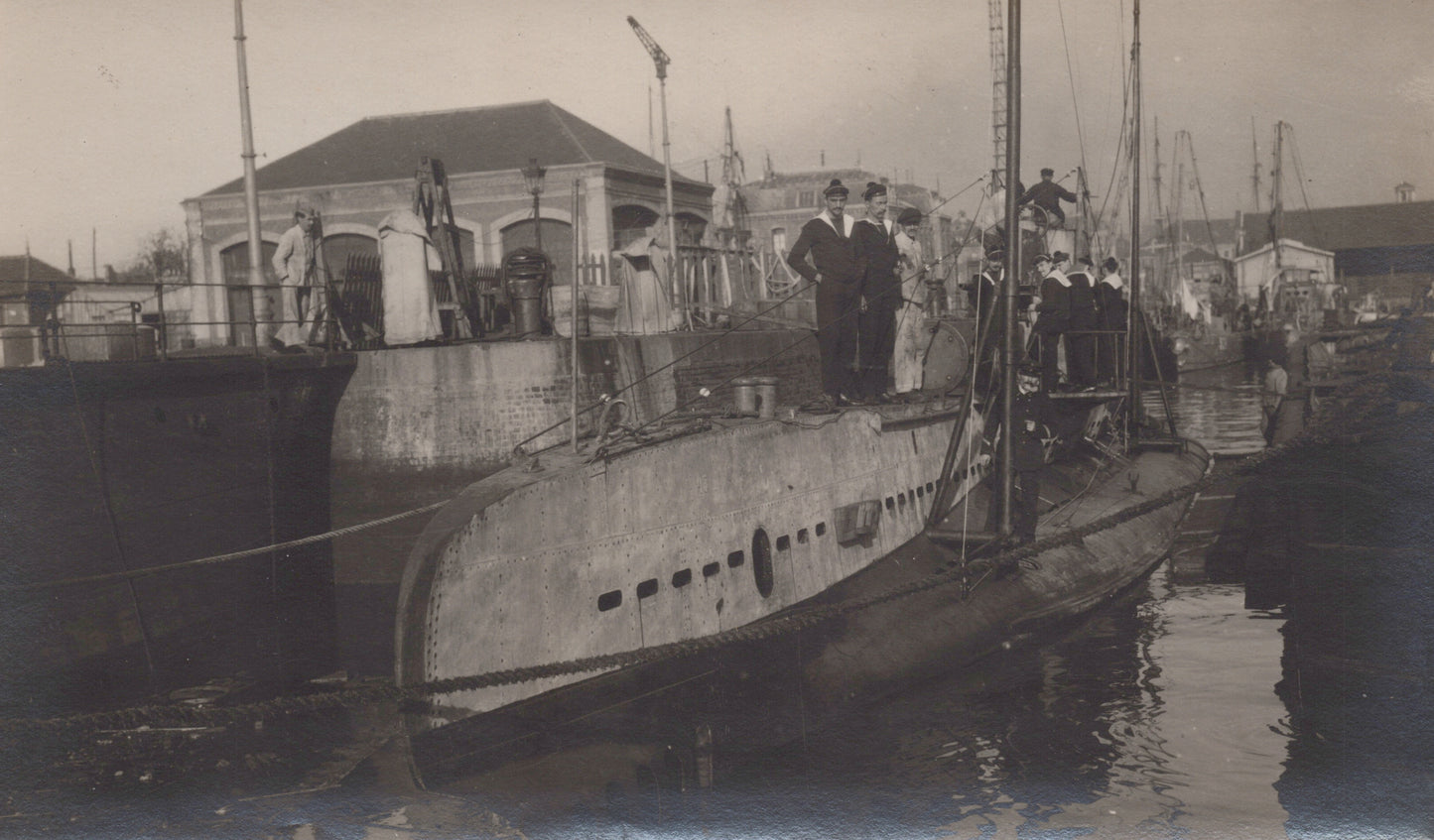 4 belles photos d'un sous-marin français 1914-18 140 x 80 mm