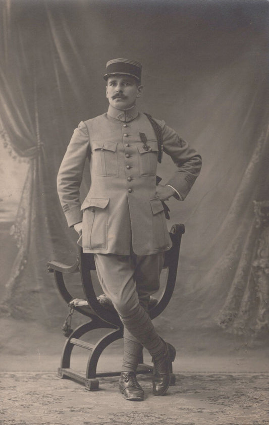 carte photo d'un capitaine du 160°RI décoré croix de guerre 1914-1918