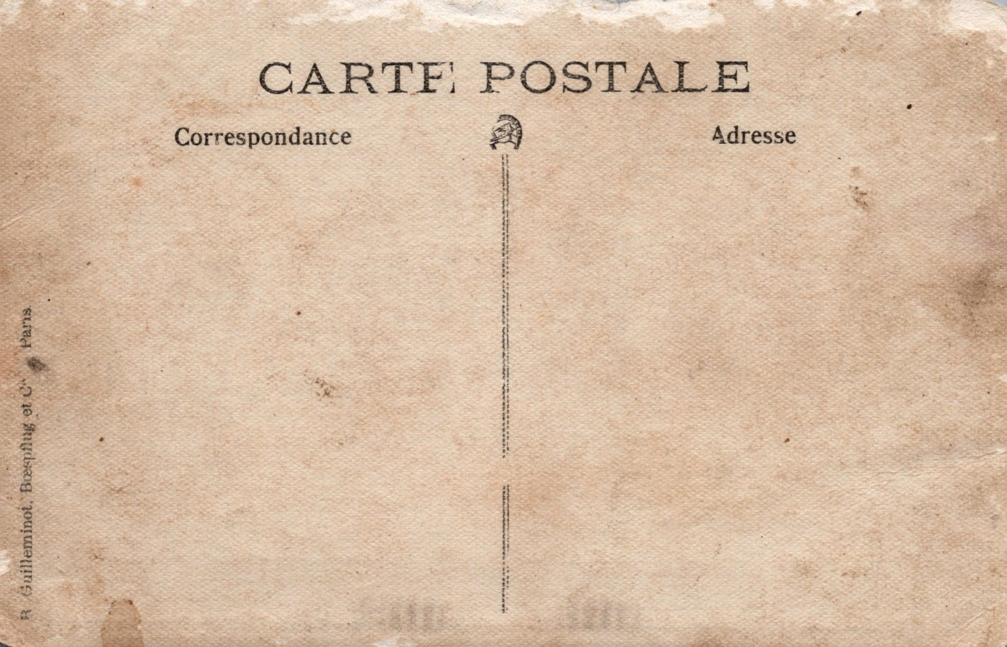 carte photo d'une section de poilus du 112° rgt d'infanterie Toulon 1914-18