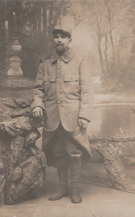 carte photo d'un poilu du 107°RI 1916 (Angoulème)