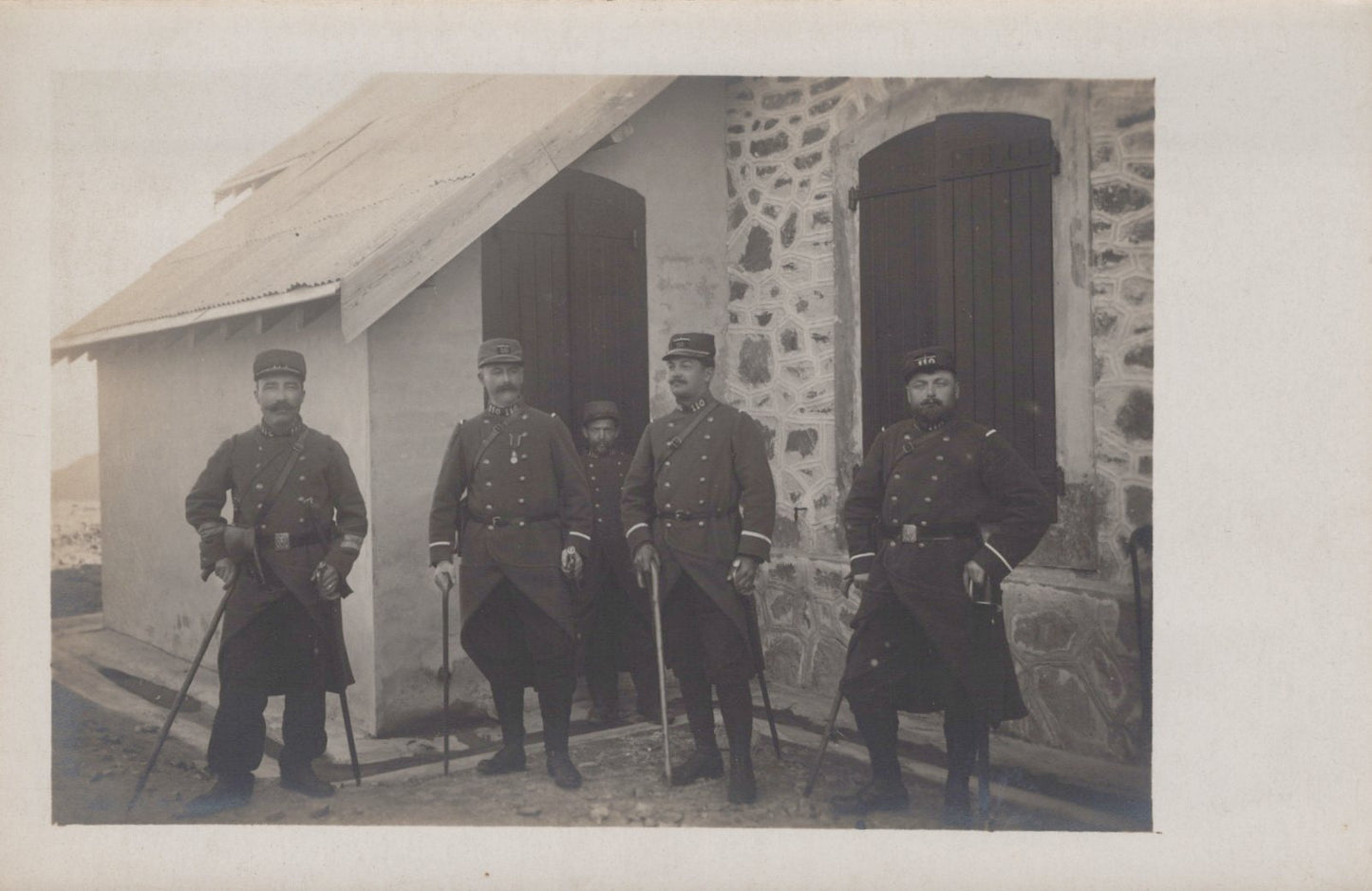 carte photo cadres du 110° territorial Romans 1914-1918