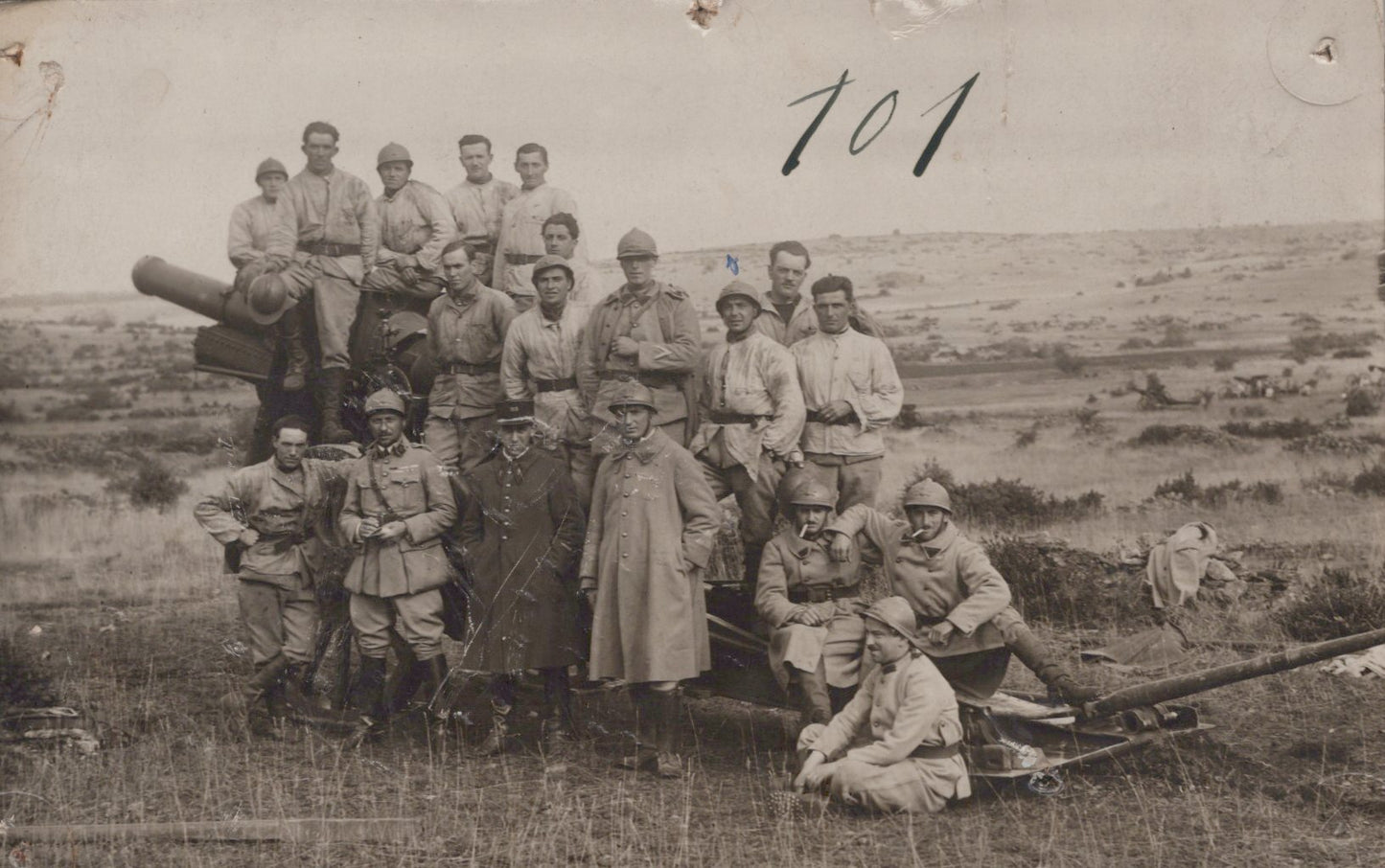 carte photo artilleurs du 115° devant leur canon vers 1920-30