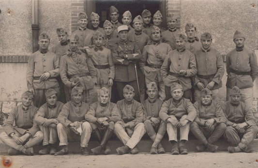 carte photo cavaliers du 8° chasseurs à cheval cor sur calot vers 1920
