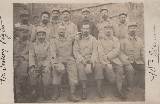 carte photo escouade 238°RI (Saint Etienne) capotes Poiret 1915