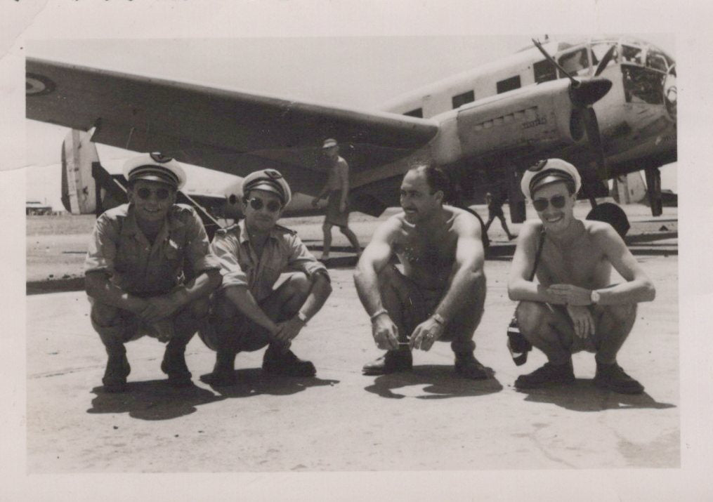 série de 6 photos d'un aviateur français en Indochine 1949