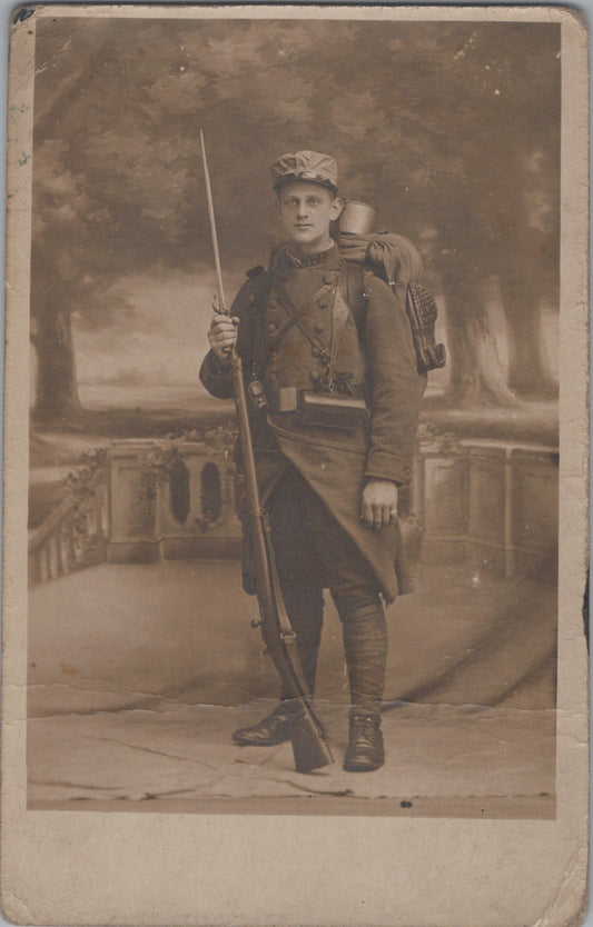 carte photo poilu du 171°RI Belfort Equipé pendant ses classes avec fusil gras 1914-18