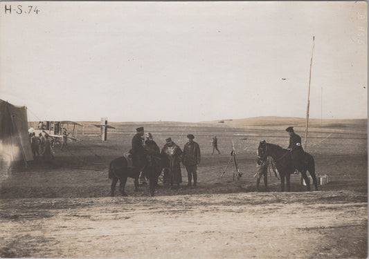 grande photo avion au camp d'aviation Français Salonique avec aumôniers 1914-1918  17x12 cm