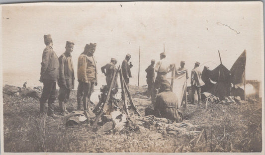 3 photos récupération des restes du zeppelin abattu à Salonique 1914-1918