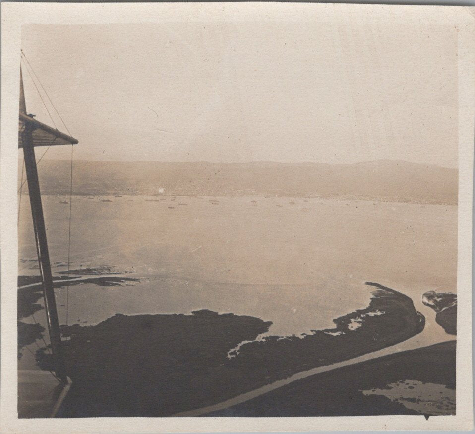 13 photos vues aériennes de Salonique et bateaux dans la rade 1914-1918 format environ 8x7 cm