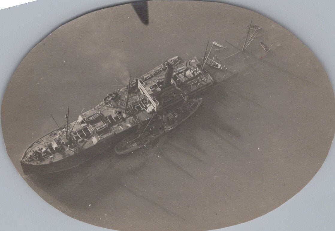 13 photos vues aériennes de Salonique et bateaux dans la rade 1914-1918 format environ 8x7 cm