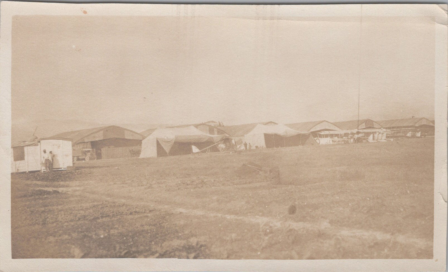9 photos vues du camp d'aviation Français Salonique 1914-1918