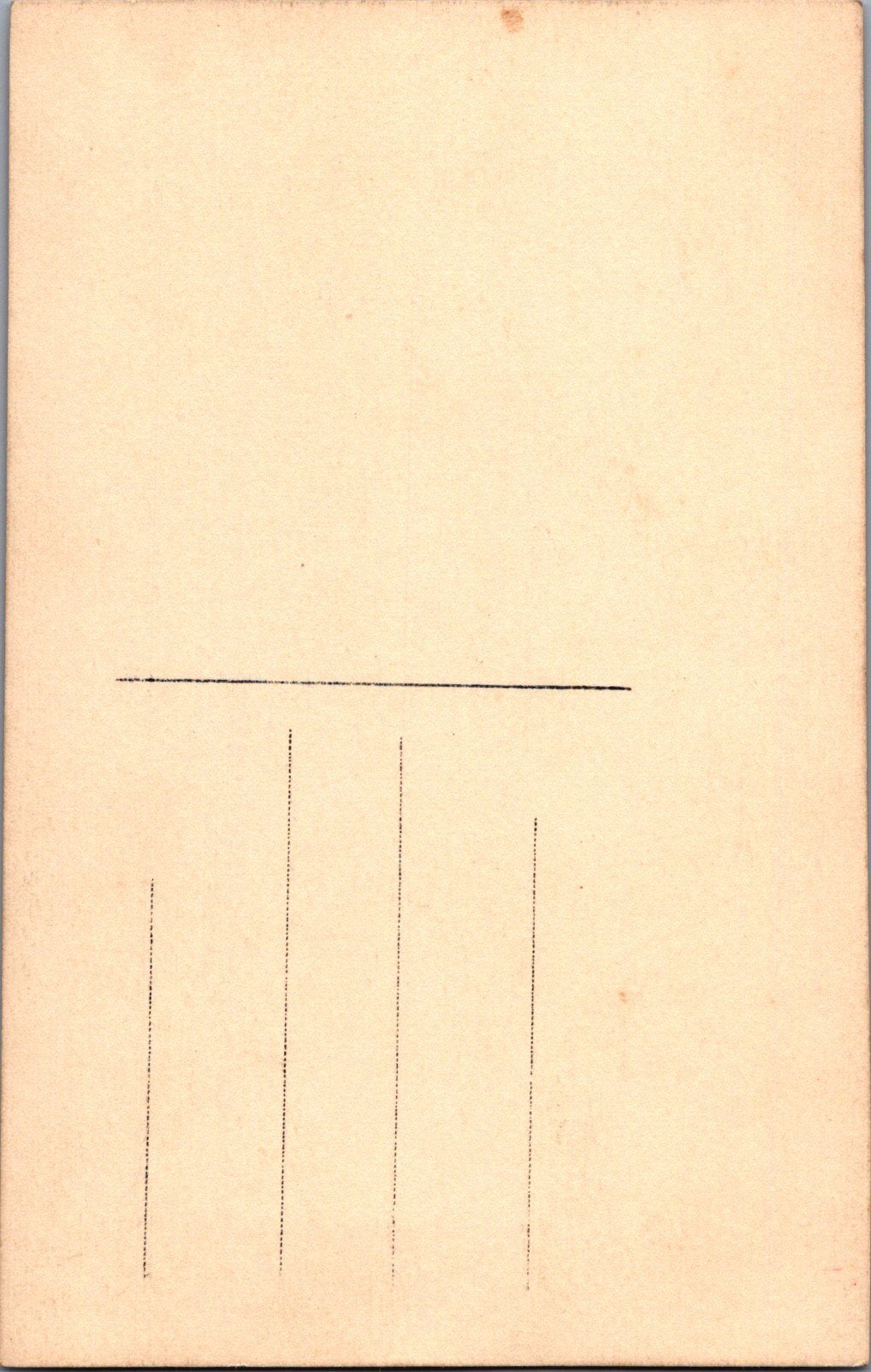 carte photo d'un "totem" des chantiers de jeunesse