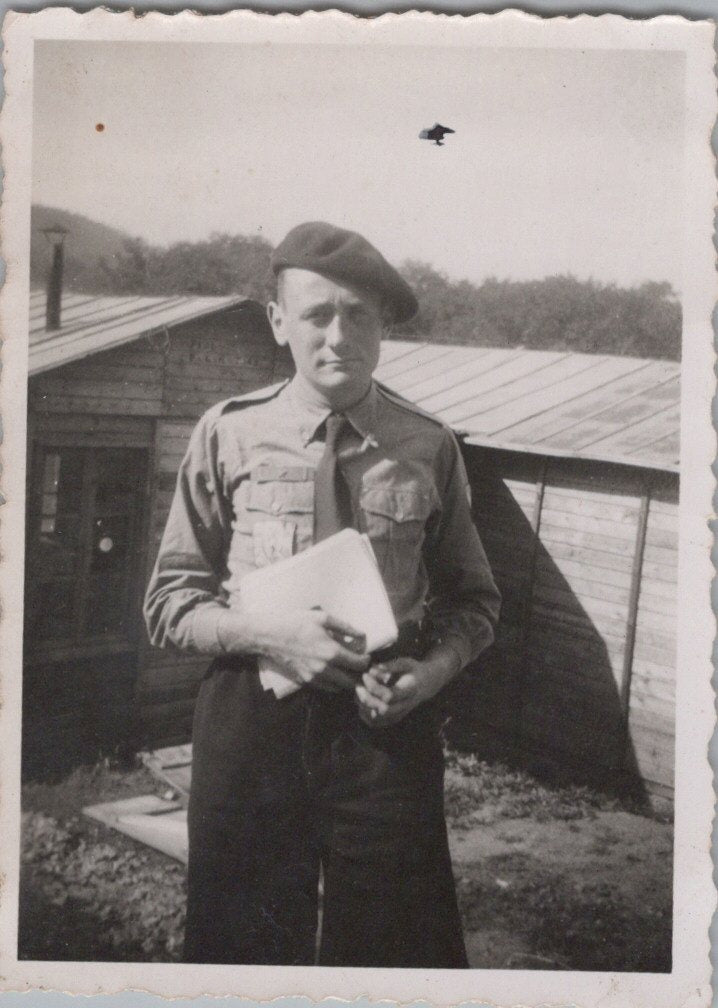 photo d'un jeune des chantiers de jeunesse nominative 1943 8,5 x 6 cm