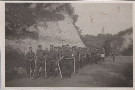 photo chantiers de jeunesse classes à pied Lapleau 8,5 x 5,5 cm