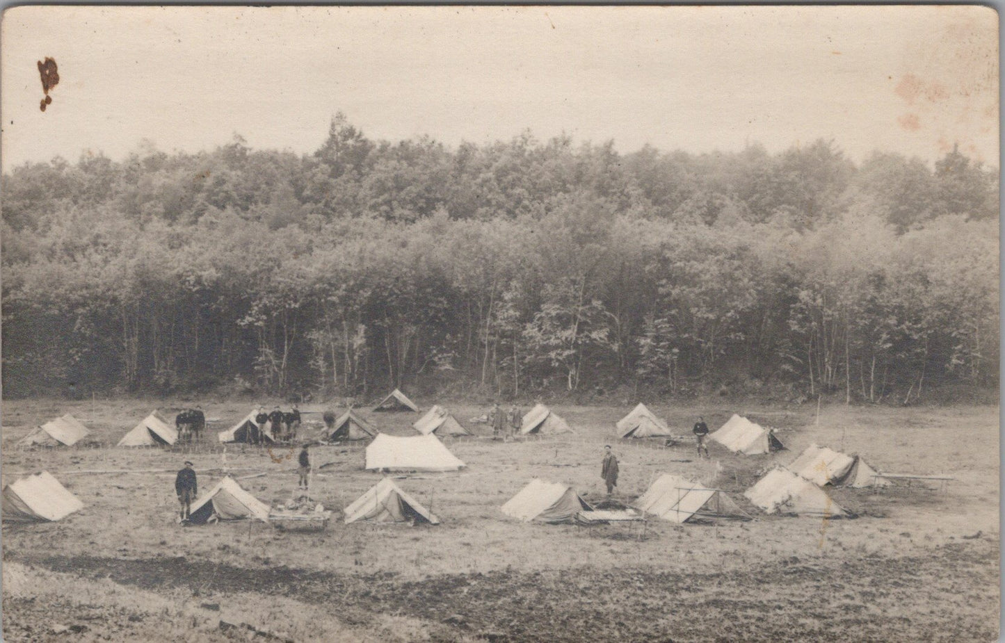 carte photo  chantiers de jeunesse fetes de la jeunesse à Volvic 1941 14x9 cm