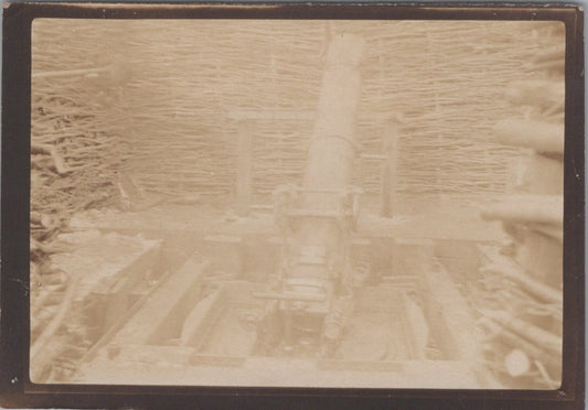 photo d'un crapouillot de 240, nom d'un lieutenant au dos 9x6,5 cm