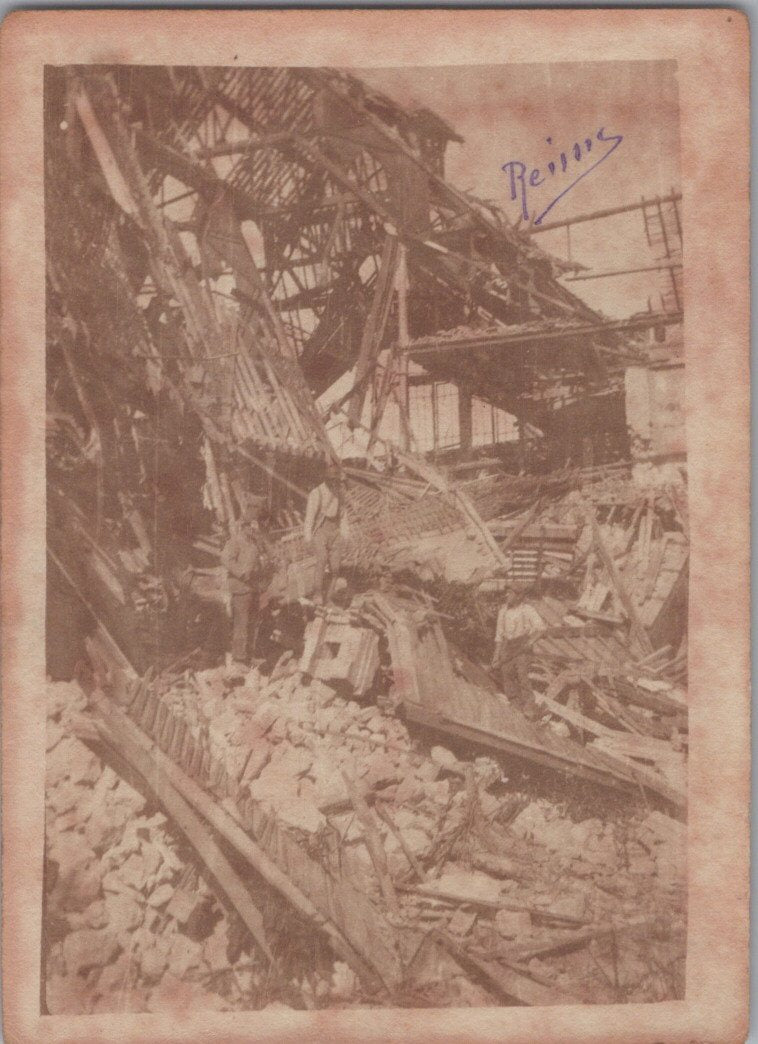 3 photos de la destruction de Reims 1914-1918 8x6 cm