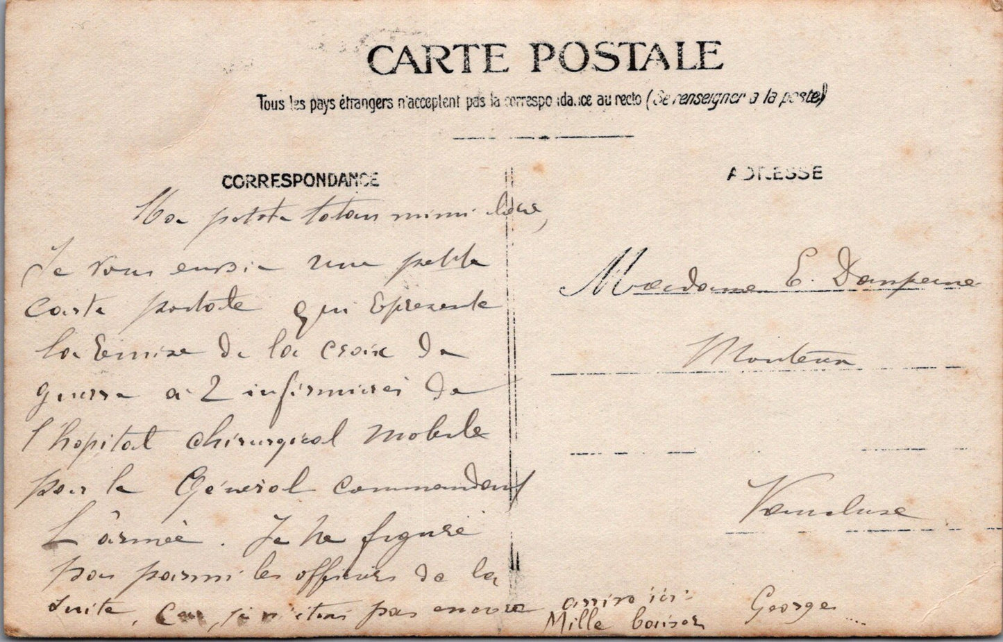 carte photo remise de la croix de guerre à deux infirmières hôpital de campagne