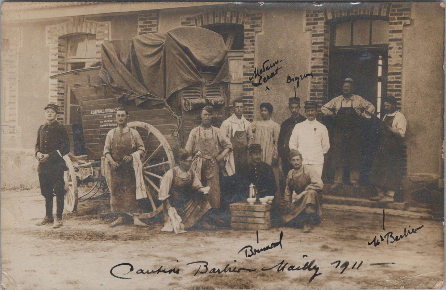 carte photo cantine Barbier camp de Mailly 1911