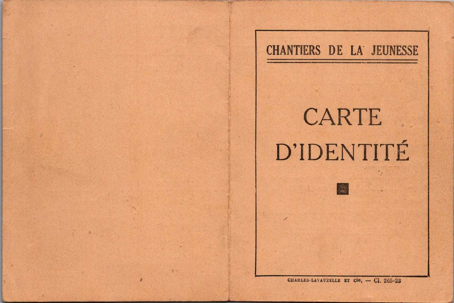 carte d'identité d'un jeune des chantiers de jeunesse groupement 28 et tableau dessin des grades