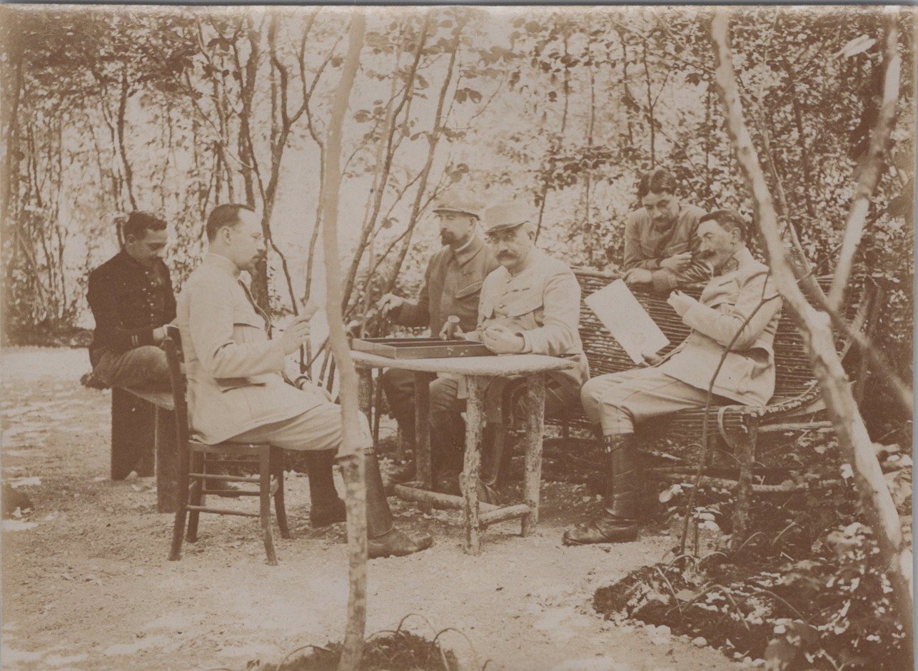 6 photos d'un état major en campagne avec généraux 11x8 cm