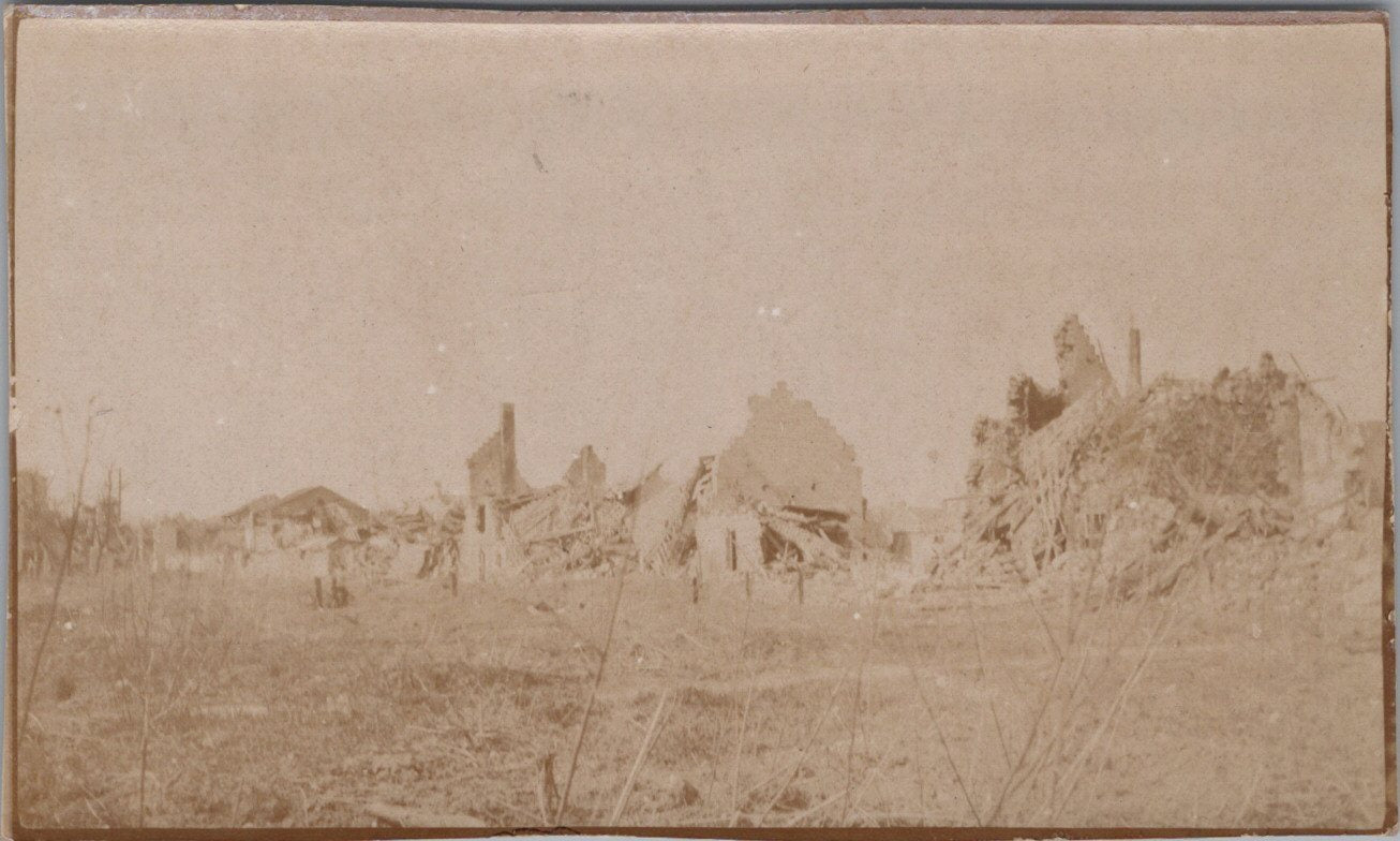3 photos de Vailly Chemin des Dames 11x6,5 cm