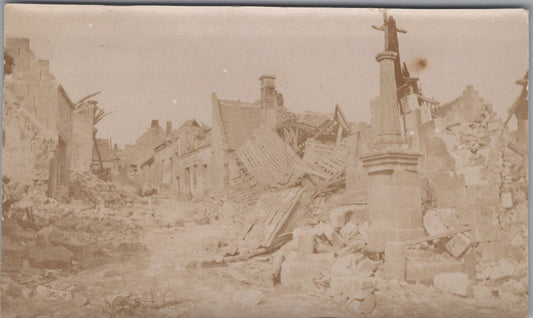 photo d'un village détruit Chemin des Dames 1917 10x6,5 cm